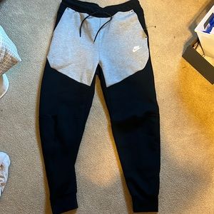 Nike Tech Fleece Sweatpants